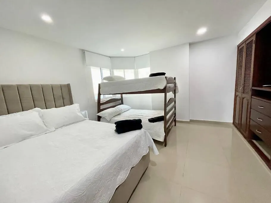 Apartamento Apartamento Con Vista En El Laguito Frente A La Playa Cartagena
