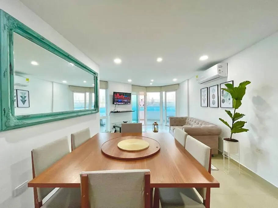 Apartamento Con Vista En El Laguito Frente A La Playa Daire Cartagena