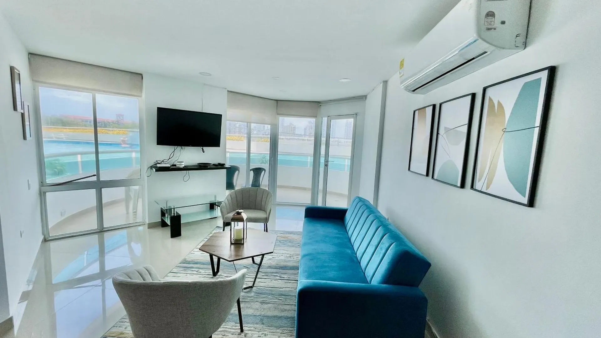 Apartamento Con Vista En El Laguito Frente A La Playa Daire Cartagena